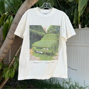 Purple Brand Textured Car Cotton Graphic T-Shirt in Cream.